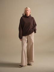 Čokoladno rjava - Oversized Relaxed Fit Heavyweight Longline Hoodie Sweatshirt with Seam Detailing - Slika 3 iz 5