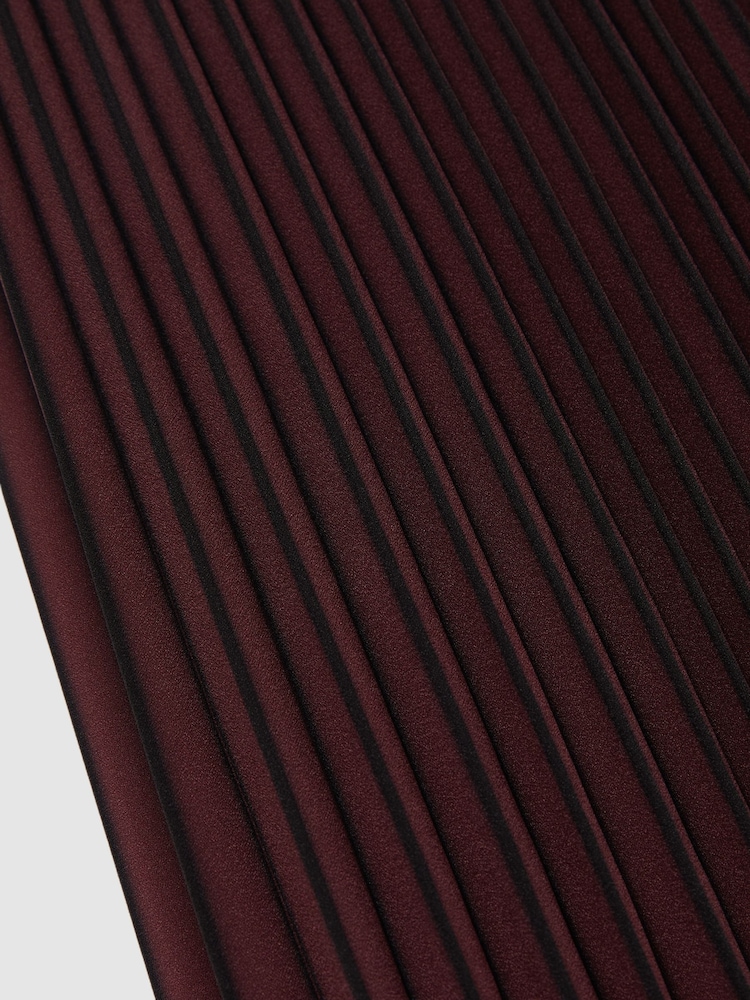 Schwarz und Pink - Reiss Marlie Plissierter Midirock mit Farbverlauf - Bild 6 von 6 Schwarz und Pink - Reiss Marlie Plissierter Midirock mit Farbverlauf - Bild 6 von 6