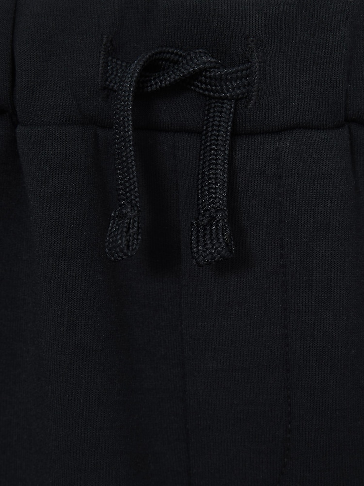 Reiss Navy Oliver 9-13 yrs Interlock-Jersey Cargo Shorts - Image 4 of 4 Reiss Navy Oliver 9-13 yrs Interlock-Jersey Cargo Shorts - Image 4 of 4