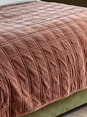 Gallery Home Brown Cotton Velvet Quilted Bedspread - Image 2 of 5