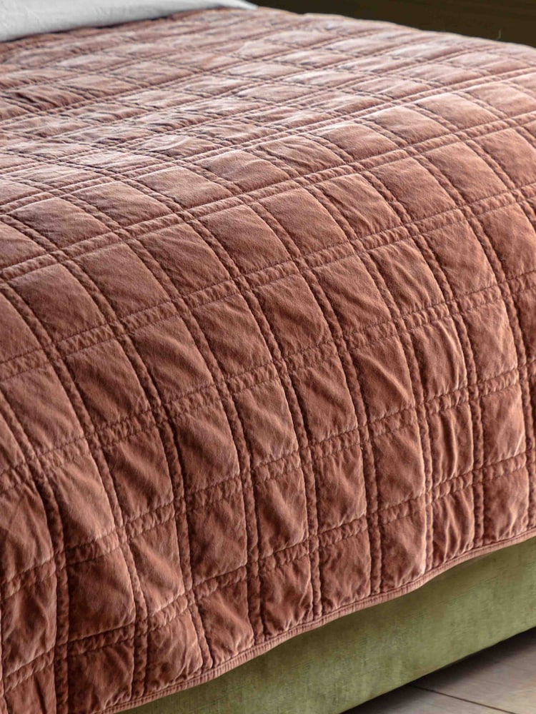 Gallery Home Brown Cotton Velvet Quilted Bedspread - Image 2 of 5 Gallery Home Brown Cotton Velvet Quilted Bedspread - Image 2 of 5