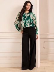 Love & Roses Bluse mit Rundhalsausschnitt und Print - Bild 3 von 4
