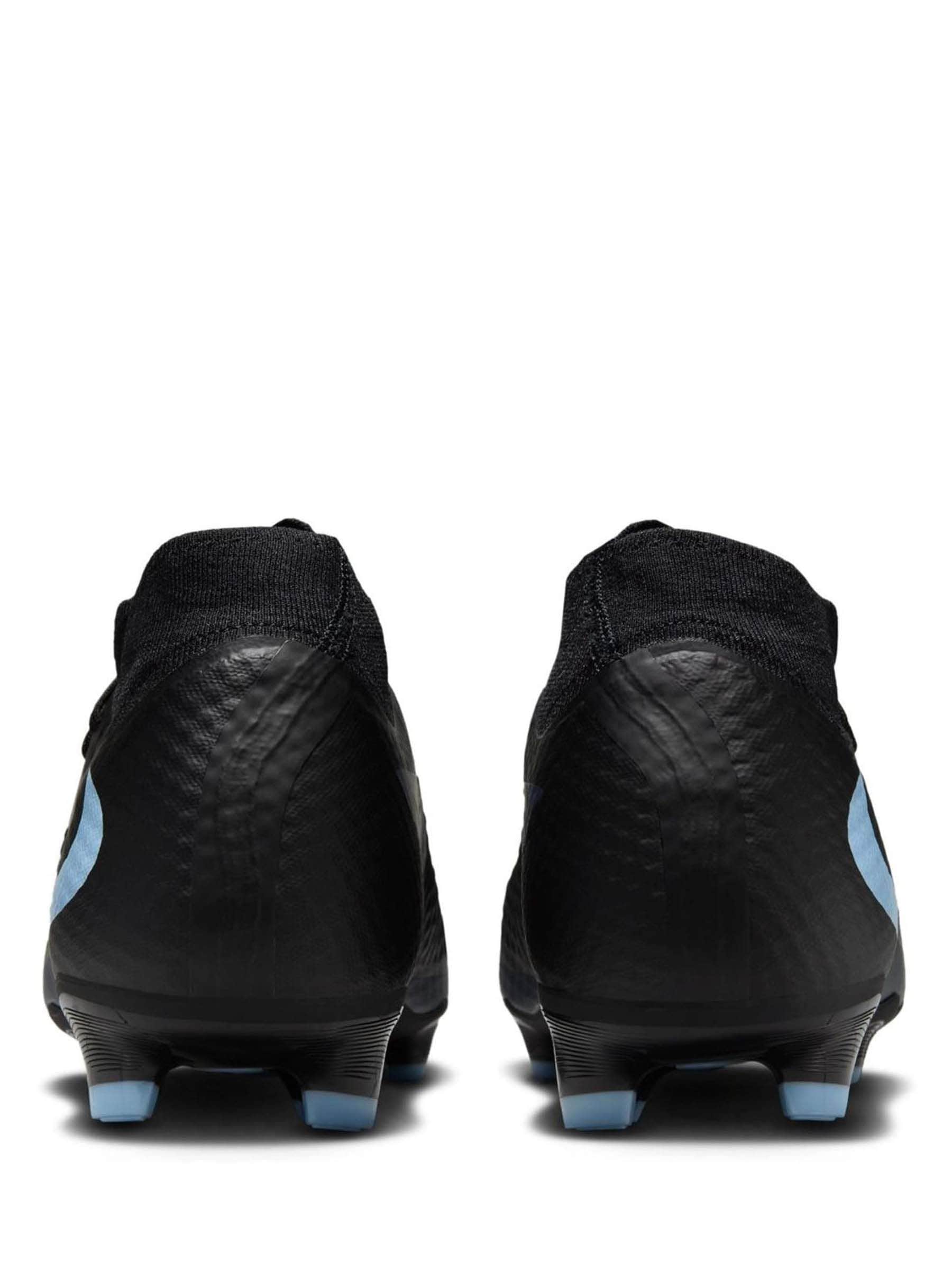 nike moulded stud football boots