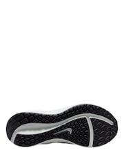 Nike White Metallic Downshifter 13 Road Running Trainers - Image 4 of 4