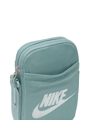 Nike Cannon Green Heritage Cross-Body Bag - Image 5 of 7