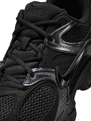 Nike Black V5 Runner Trainers - Image 9 of 11