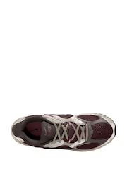 Nike Red V5 Runner Trainers - Image 3 of 4