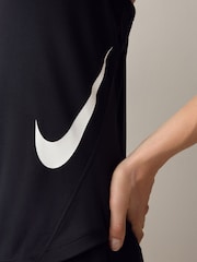 črna - Tekaška majica brez rokavov z logotipom Nike Tempo Swoosh (3mesecev-7let) - Slika 8 iz 8