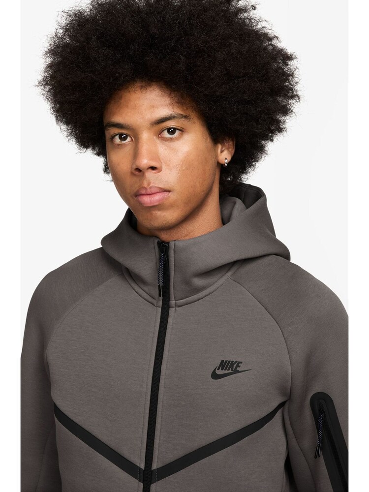 Nike Grey Stone Tech Fleece Full-Zip Windrunner Hoodie - Image 2 of 6 Nike Grey Stone Tech Fleece Full-Zip Windrunner Hoodie - Image 2 of 6