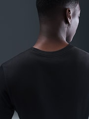 Nike Black Just Do It Graphic T-Shirt - Image 4 of 8