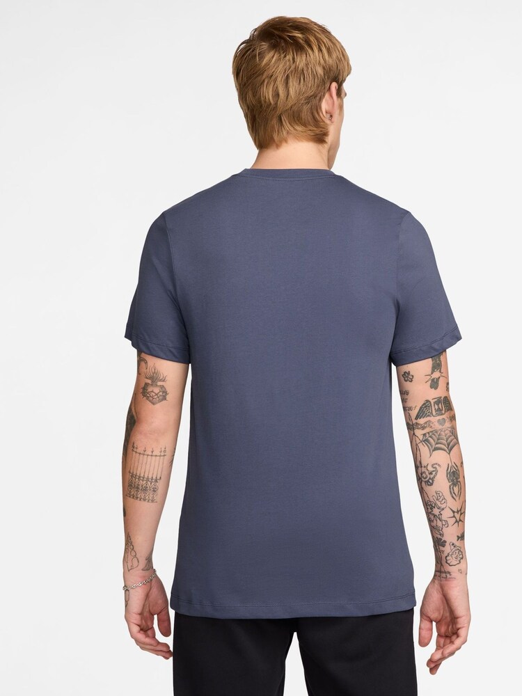 Nike Purple T-Shirt - Image 2 of 3