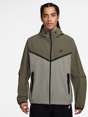 Nike Green Tech Woven Jacket - Image 1 of 3