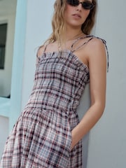 Charcoal Grey Check Shirred Body Asymetric Hem Midi Dress - Image 4 of 7