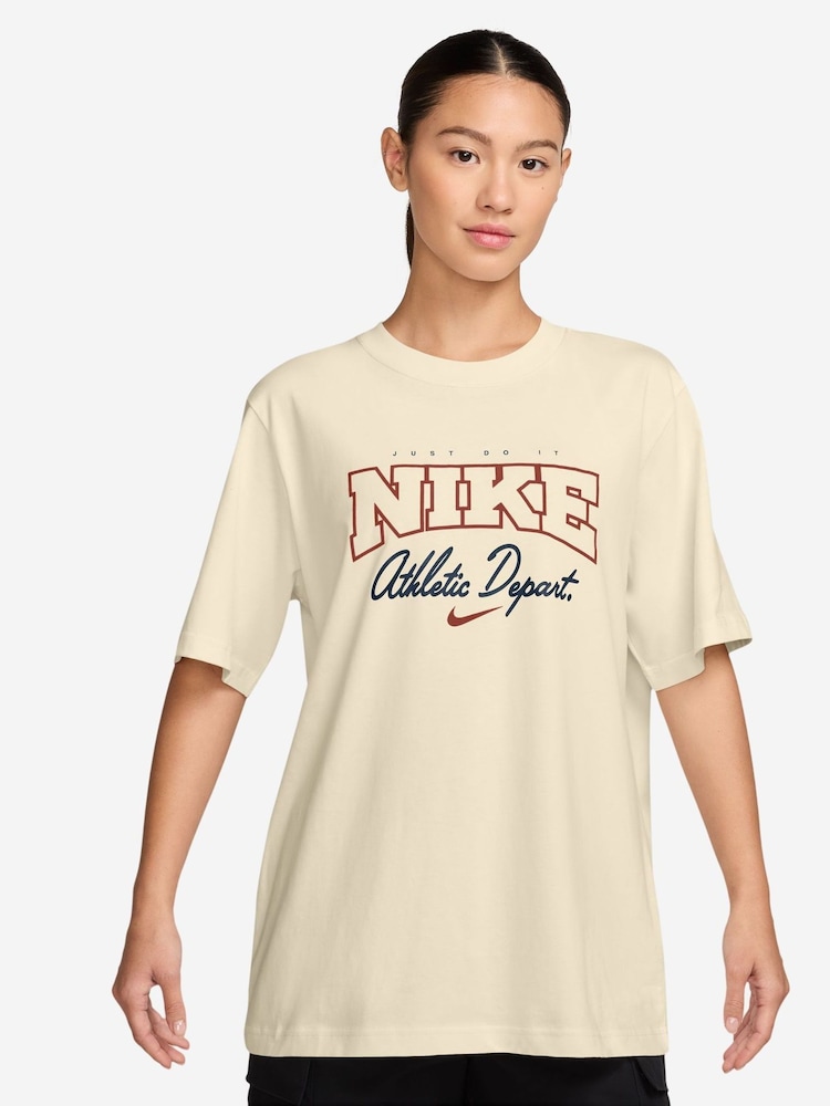 Nike White Sportswear Short Sleeve T-Shirt - Image 1 of 3 Nike White Sportswear Short Sleeve T-Shirt - Image 1 of 3