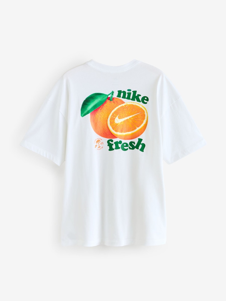 Nike White Oversized Sportswear Short Sleeve T-Shirt - Image 7 of 7 Nike White Oversized Sportswear Short Sleeve T-Shirt - Image 7 of 7