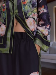 أسود - بتصميم مورد Koi - B by Ted Baker Pink Red Floral Satin Button Through Pyjamas - Image 6 of 7