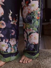 أسود - بتصميم مورد Koi - B by Ted Baker Pink Red Floral Satin Button Through Pyjamas - Image 7 of 7