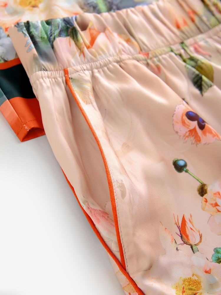 طقم ستان من شورت ورداء علوي بأزرار كاملة من B by Ted Baker - صورة 14 من 14