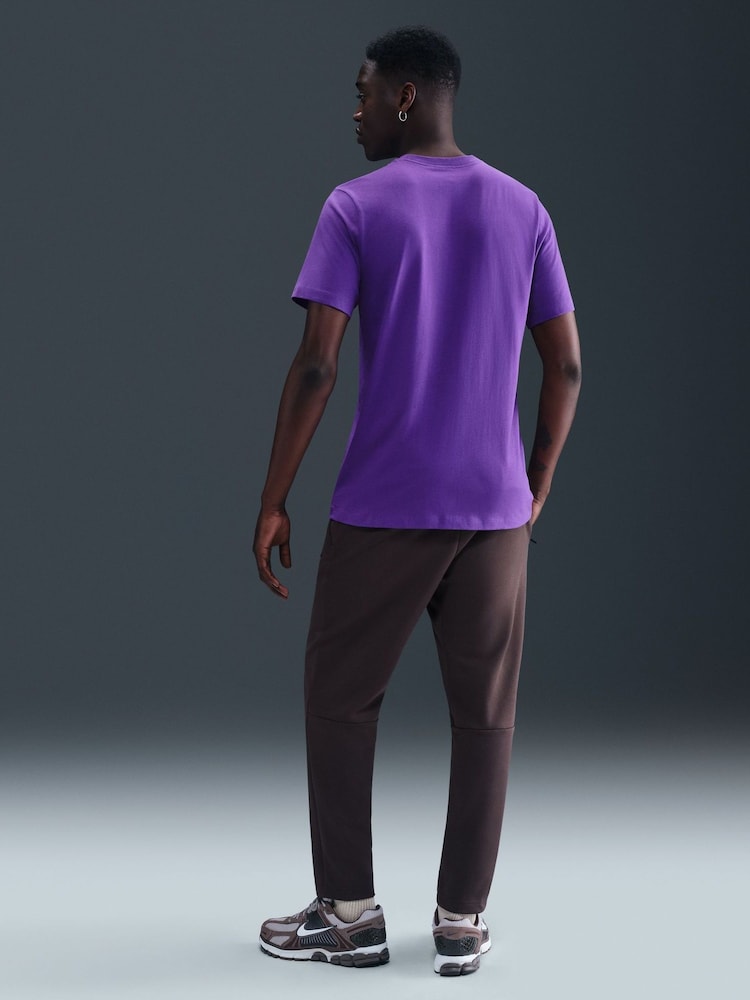 Nike Purple Club T-Shirt - Image 2 of 5 Nike Purple Club T-Shirt - Image 2 of 5