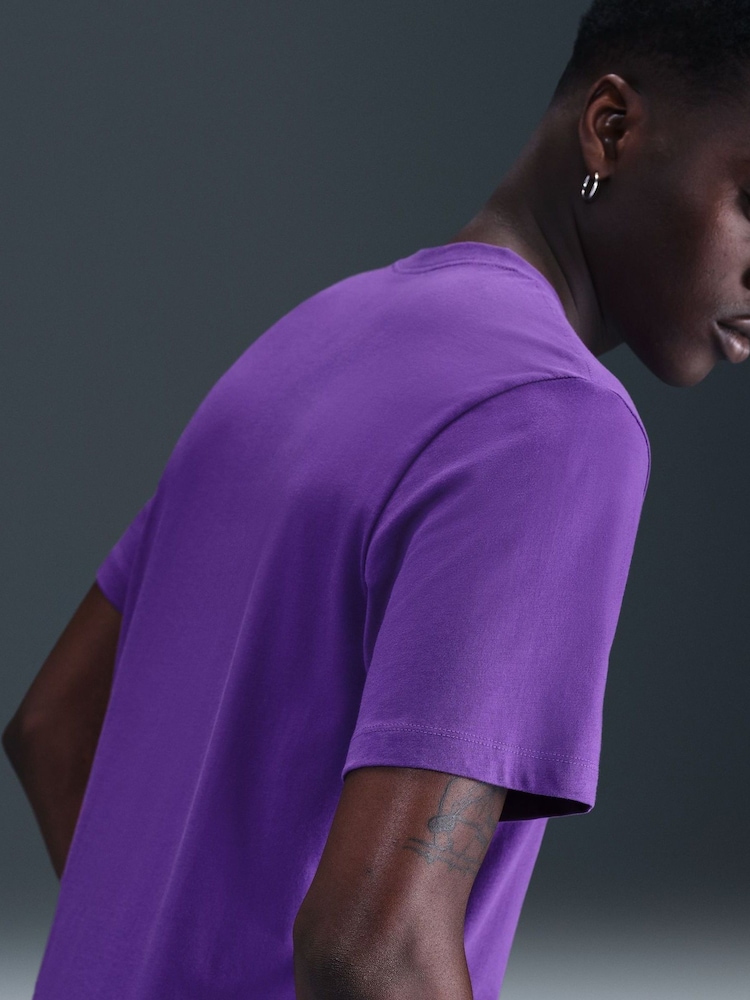 Nike Purple Club T-Shirt - Image 5 of 5 Nike Purple Club T-Shirt - Image 5 of 5