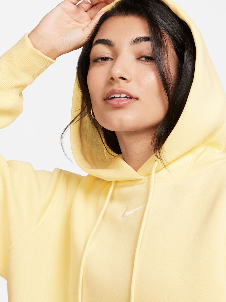 Nike Butter Yellow Oversized Sportswear Phoenix Fleece Mini Swoosh Pullover Hoodie - Image 2 of 9