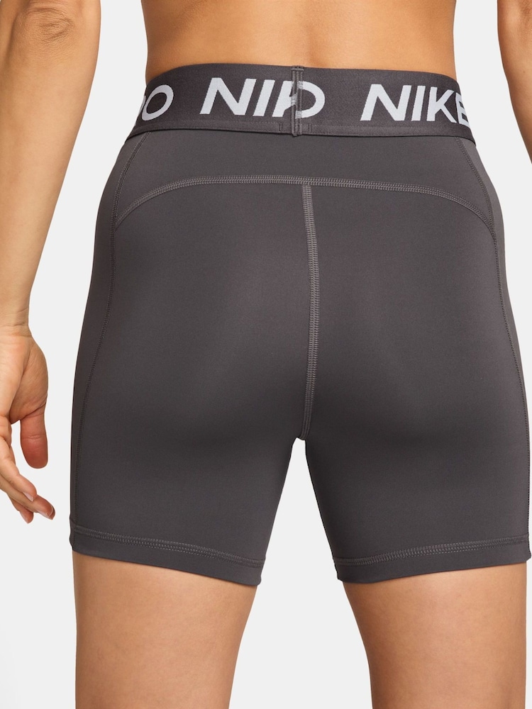 Nike Thunder Grey Pro 365 5" Shorts - Image 2 of 4 Nike Thunder Grey Pro 365 5" Shorts - Image 2 of 4