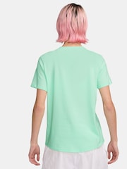 Camiseta básica con diseño deportivo Club de Nike - Imagen 2 de 3