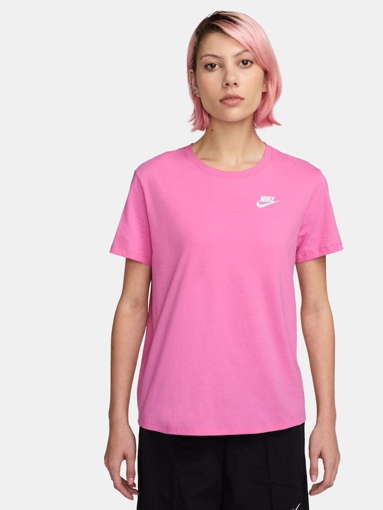 Nike Red Sportswear Club Essentials T-Shirt - Image 1 of 3