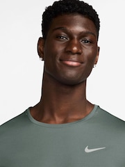Nike Clay Green Dri-FIT Miler Long Sleeve Running Top - Image 3 of 3