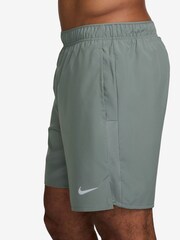 Nike Clay Green Challenger Dri-FIT 7 Inch 2-in-1 Running Shorts - Image 5 of 5