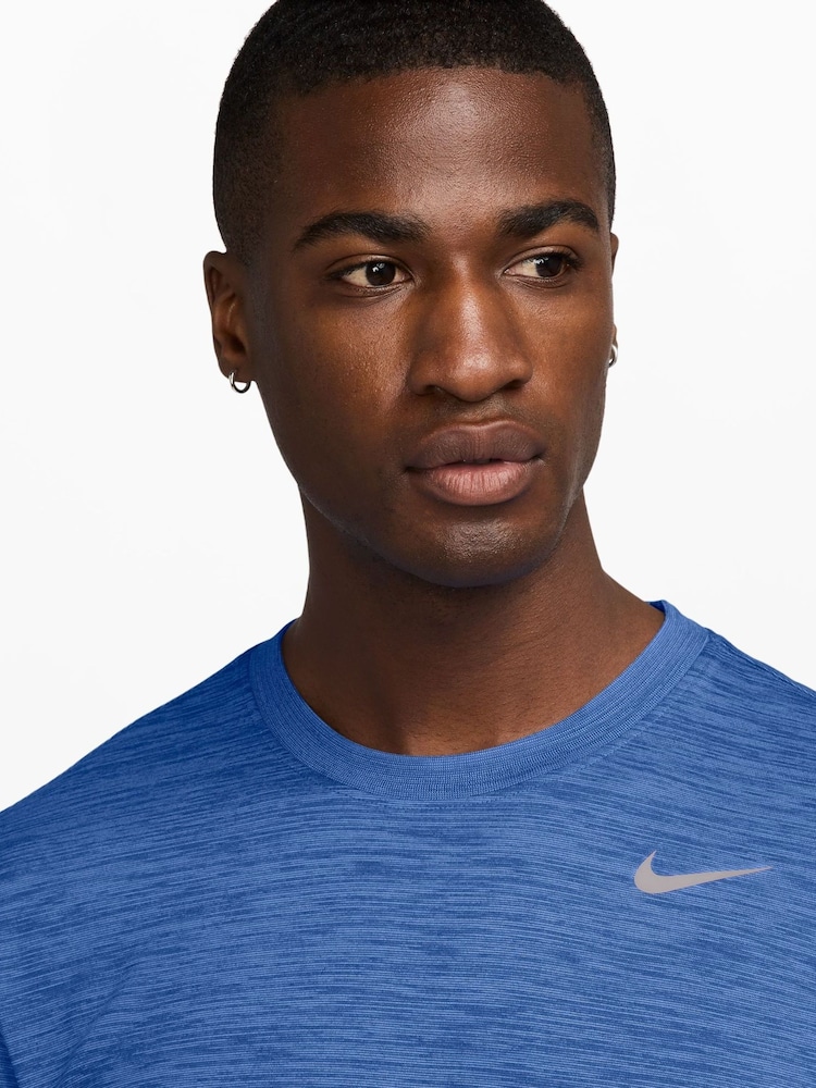 Nike Blue Dri-FIT Legend Training T-Shirt - Image 3 of 3