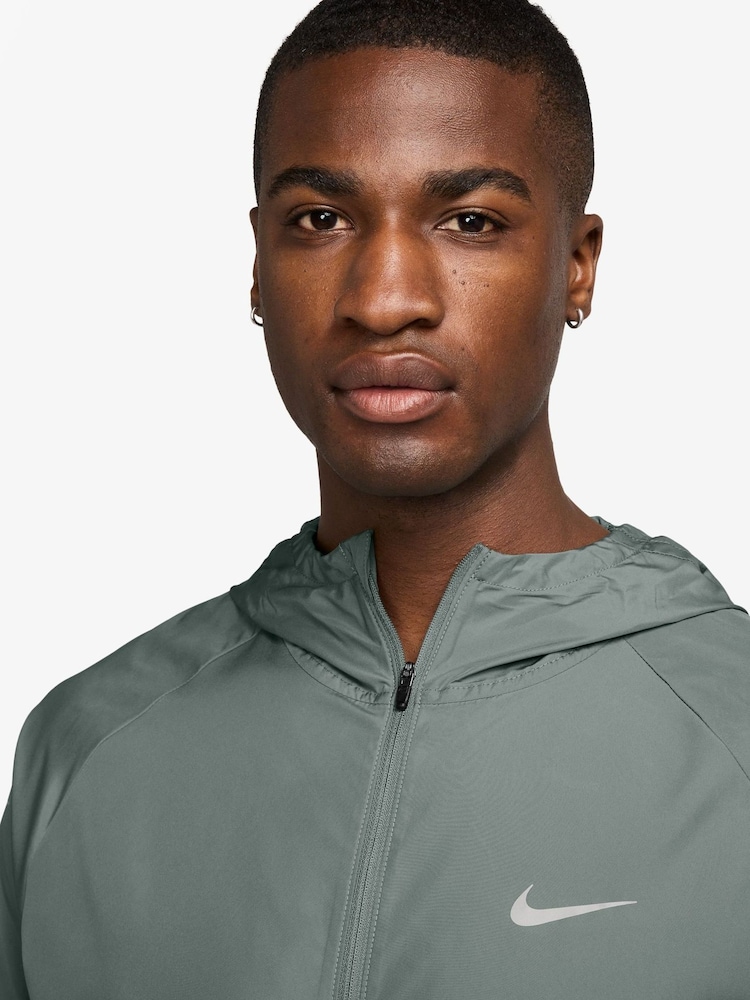 Nike Clay Green Repel Miler Running Jacket - Image 3 of 3