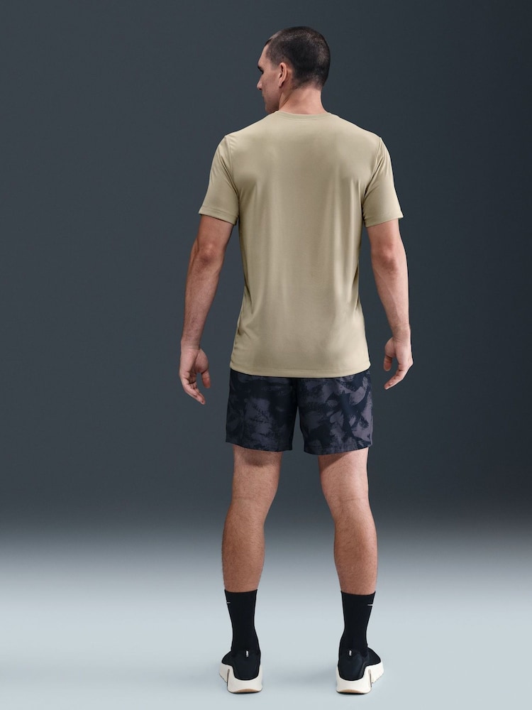 Nike Brown Dri-FIT Legend Training T-Shirt - Image 2 of 5 Nike Brown Dri-FIT Legend Training T-Shirt - Image 2 of 5