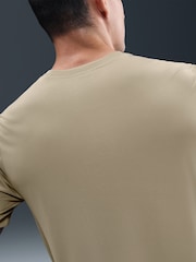 Nike Brown Dri-FIT Legend Training T-Shirt - Image 4 of 5