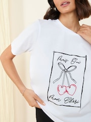 Friends Like These Cream Crew Neck Slogan 100 Cotton Easy TShirt - Image 2 of 4