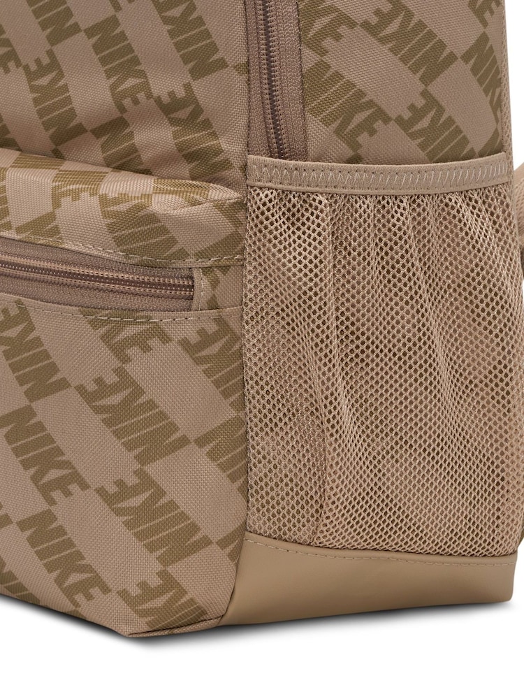 Nike Brown Mini All Over Print Brasilia JDI Backpack - Image 7 of 7 Nike Brown Mini All Over Print Brasilia JDI Backpack - Image 7 of 7