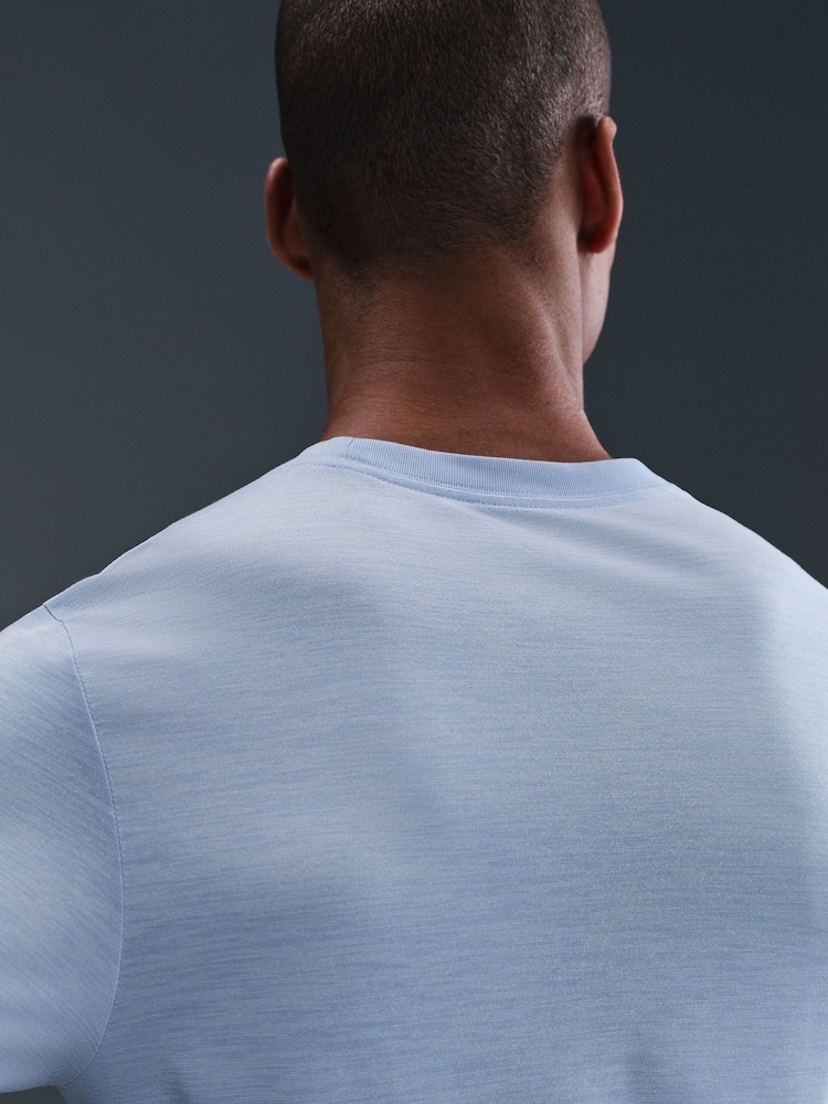 Nike Blue Dri-Fit Training T-Shirt - Image 5 of 5