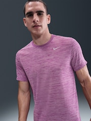Nike Bold Berry Dri-Fit Training T-Shirt - Image 3 of 5
