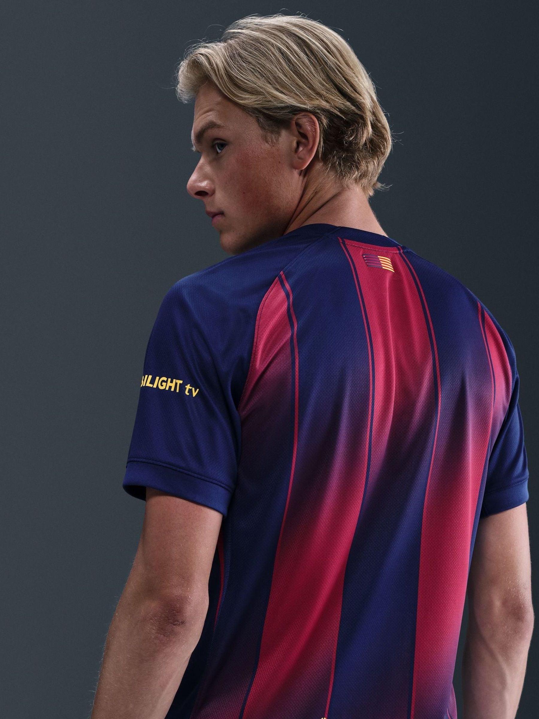 Satın al Nike FC Barcelona 2025/26 Stadium Ev Futbol Forması Next