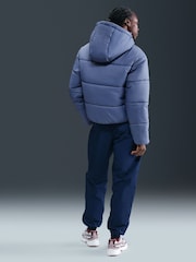 Blau - Nike Loose Sportswear Classic Puffer Therma FIT Hooded Jacket - Bild 3 von 5