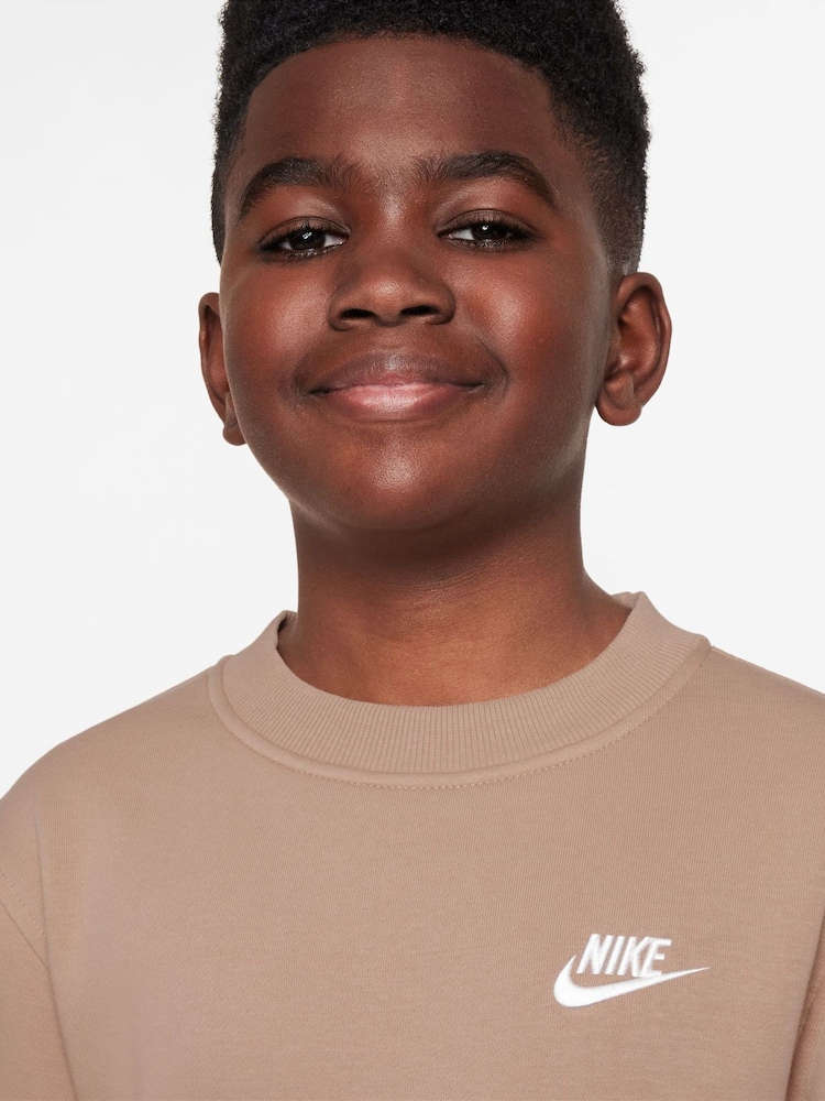 Nike Natural Hemp Club Fleece Sweatshirt - Image 2 of 3 Nike Natural Hemp Club Fleece Sweatshirt - Image 2 of 3