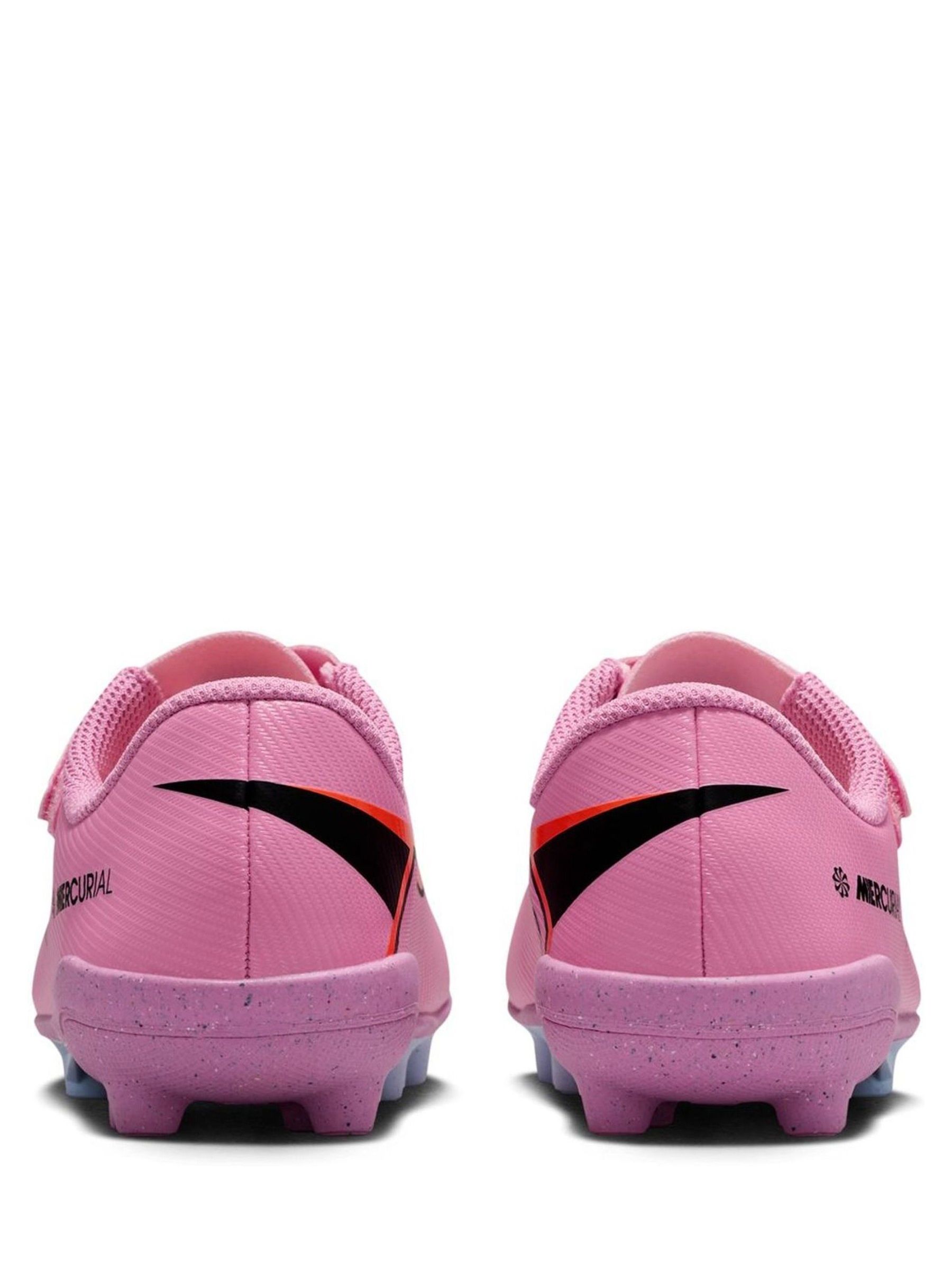 pink nike soccer cleats youth