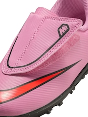 Nike Red Mercurial Vapor 16 Club Turf Low Football Boots - Image 8 of 10