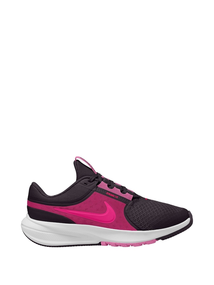 Nike Black/Hyper Pink Youth Star Runner 5 Trainers - Image 1 of 4 Nike Black/Hyper Pink Youth Star Runner 5 Trainers - Image 1 of 4