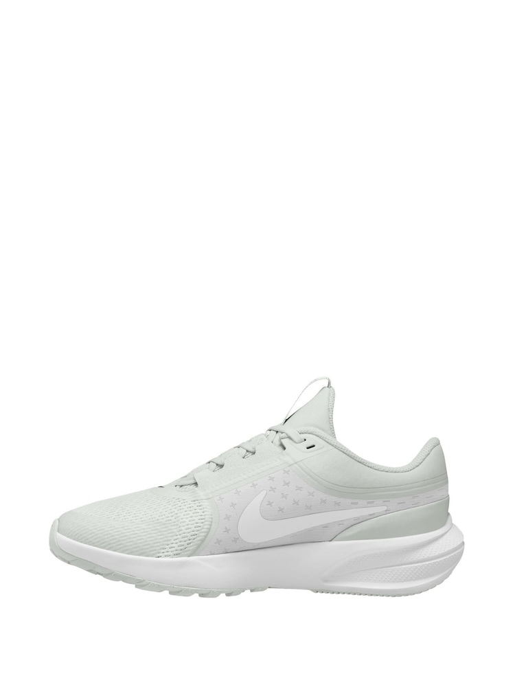 Nike White Youth Star Runner 5 Trainers - Image 2 of 4 Nike White Youth Star Runner 5 Trainers - Image 2 of 4