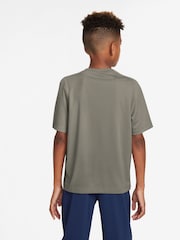 Armeegrün - Nike Dri-FIT Kurzärmliges T-Shirt, Mehrfarbig - Bild 2 von 3