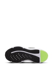 Nike Black/Volt Junior Cosmic Running Trainers - Image 7 of 9