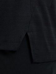 Nike Black Multi Tech Dri-FIT T-Shirt - Image 3 of 4