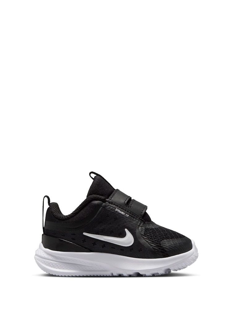 Nike Black/White Infant Star Runner 5 Trainers - Image 1 of 7