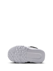 Nike Black/White Infant Star Runner 5 Trainers - Image 7 of 7